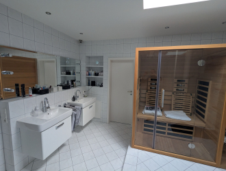 Exp. 1745 OG Tageslichtbad mit Infrarot Sauna