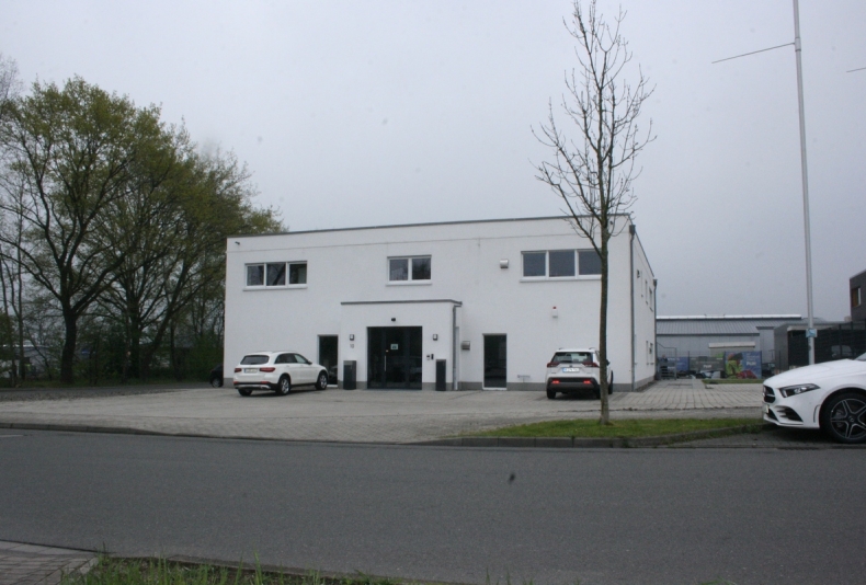 Exp. 1657 Bürohaus