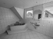 Exp. OG Tageslichtbad Badewanne